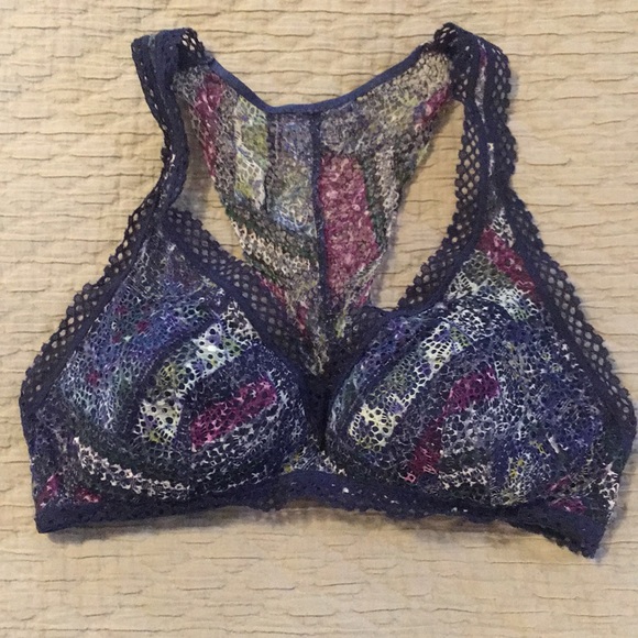 Victoria’s Secret Lace Bralette Racer Back Small - Picture 1 of 4